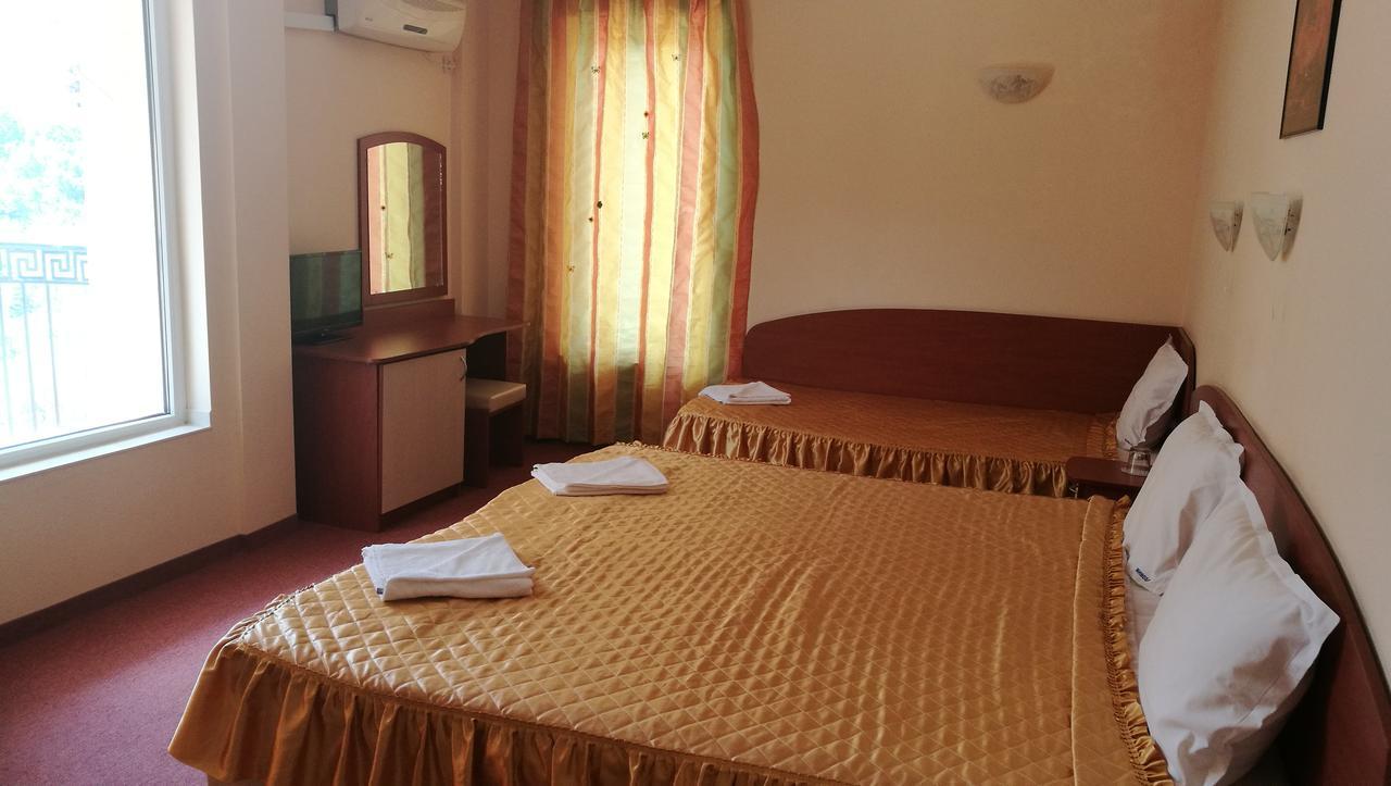 Family Hotel Mimosa Tsarevo Eksteriør bilde
