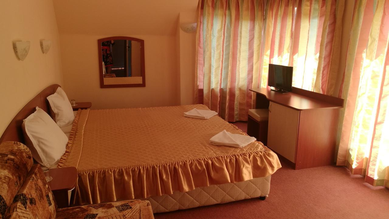 Family Hotel Mimosa Tsarevo Eksteriør bilde